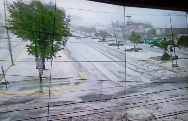 Atiende Toluca reportes de encharcamientos por fuertes lluvia con granizo