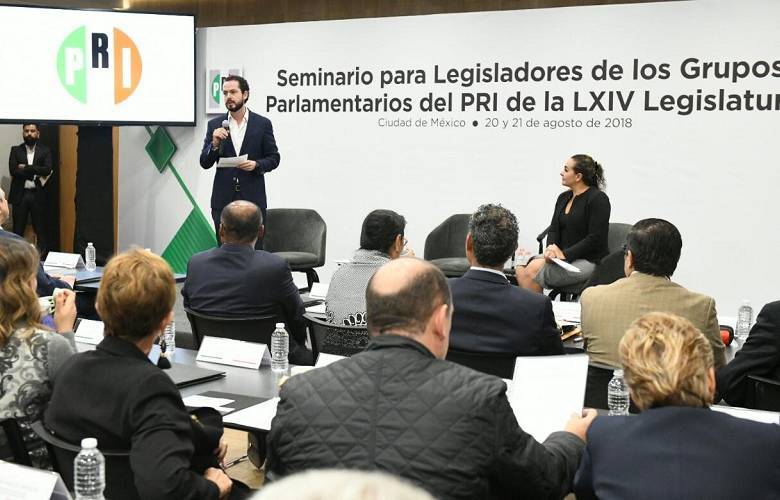 Clausura PRI Seminario para Legisladores