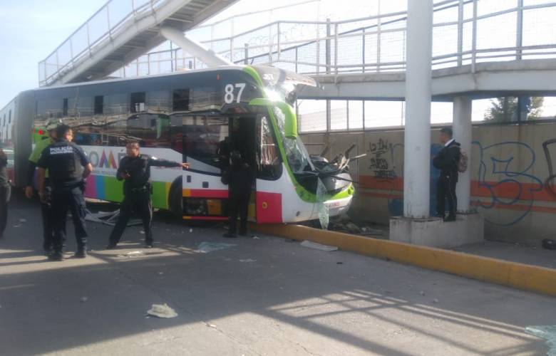Atienden choque del Mexibús en Ecatepec