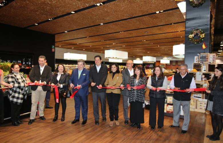 Se consolida Metepec como polo de desarrollo económico de centros comerciales  