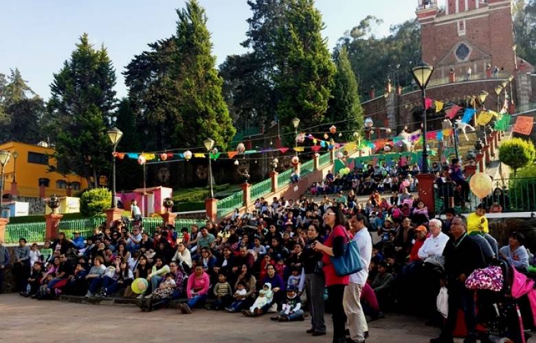 Disfruta la niñez de Metepec divertido festejo de día de reyes
