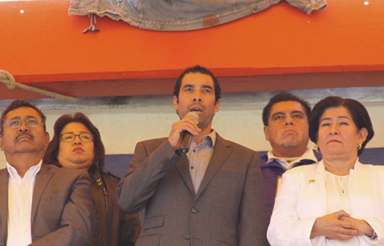Homero diaz inaugura juegos de instituto tecnologico de Toluca