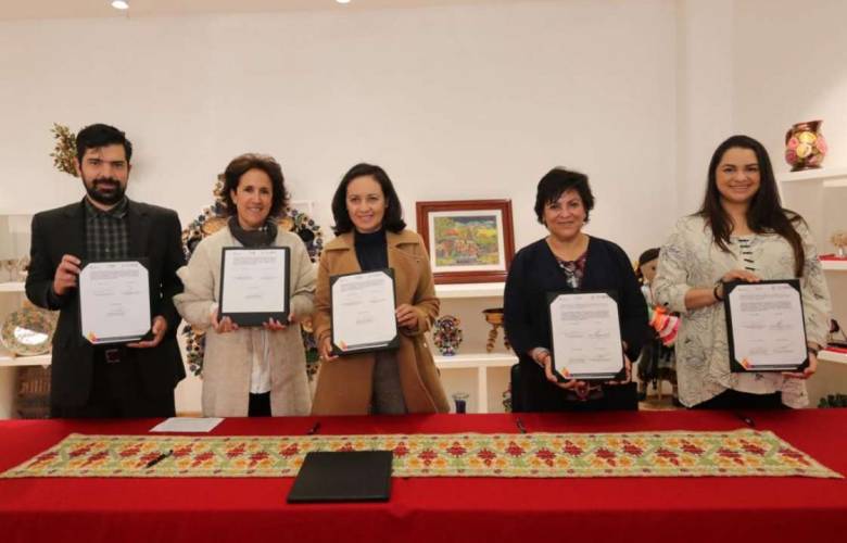 Firma IIFAEM convenios en beneficio de artesanos 