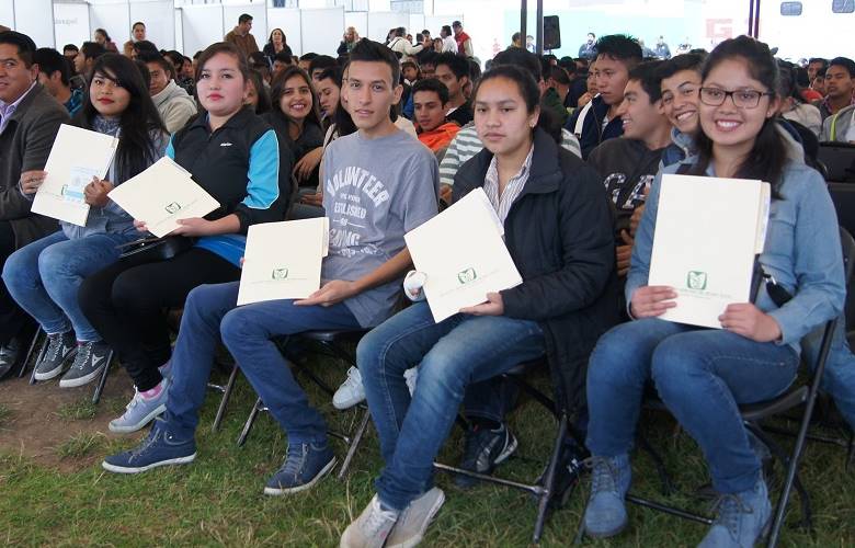 Más de 500 jóvenes de jocotitlán recibieron servicios preventivos del IMSS