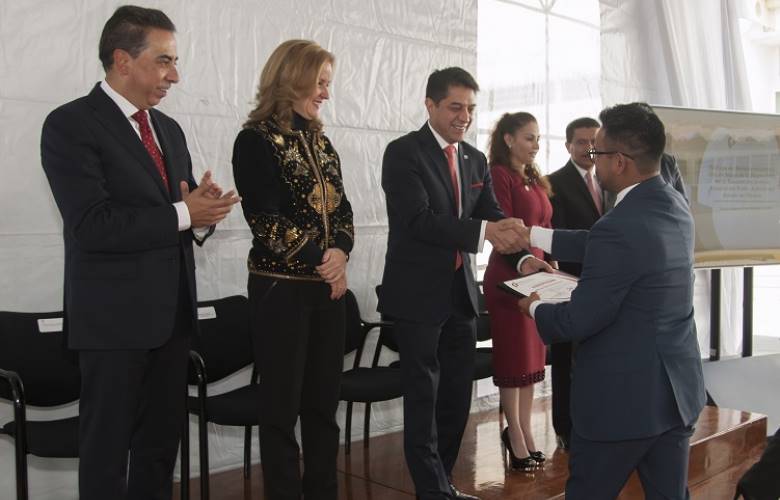 Denuncia por periscope arne a funcionario de la presidencia