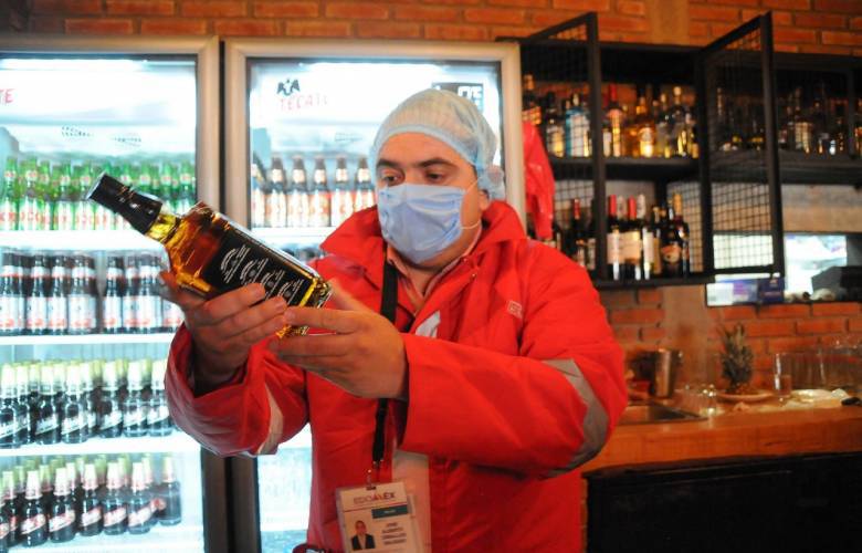 Inicia programa para detectar venta de alcohol adulterado