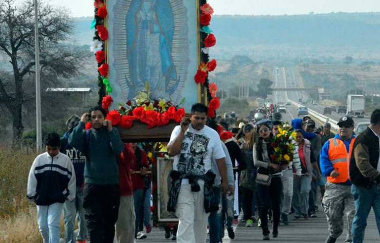 Resguardan a guadalupanos en su paso rumbo a Villa 