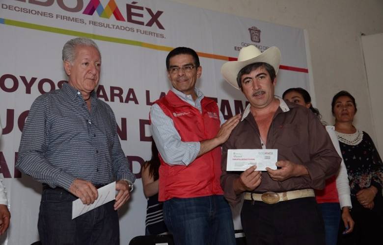 Entrega GEM apoyos económicos a damnificados por el sismo del pasado 19 septiembre