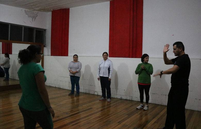 Ofrece Deportivo Agustín Millán clases de defensa personal