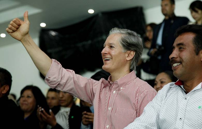 Firma Del Mazo acciones contra la corrupción