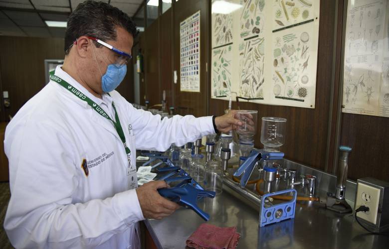 Garantiza CAEM la calidad del agua que consumen los mexiquenses