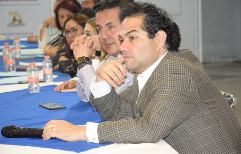 Presenta Enrique Vargas del Villar la lista de integrantes de la Comisión Política del PAN en Edoméx