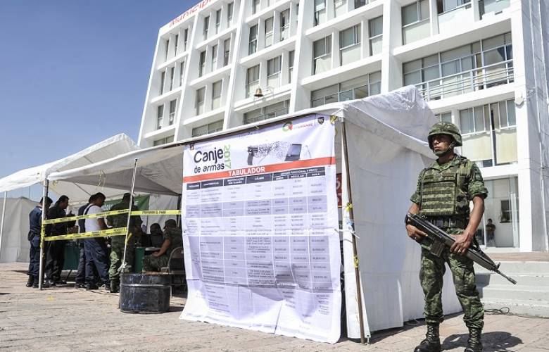 En canje de armas 2017, ciudadanos prefirieron pago en efectivo