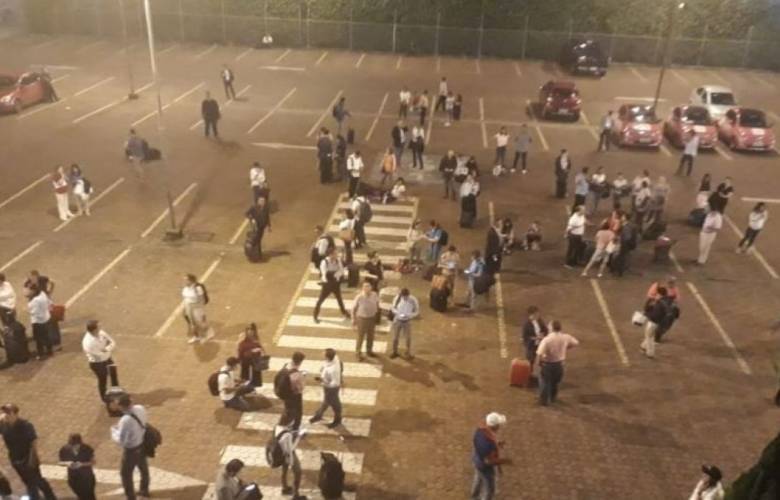 Sacude Sismo de 7.5 grados a Ecuador