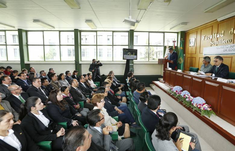 Refrenda Alfredo Barrera carácter  multidimensional de reforma a la Ley de la UAEM