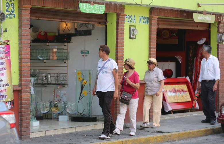 Facilita Metepec regularización del comercio