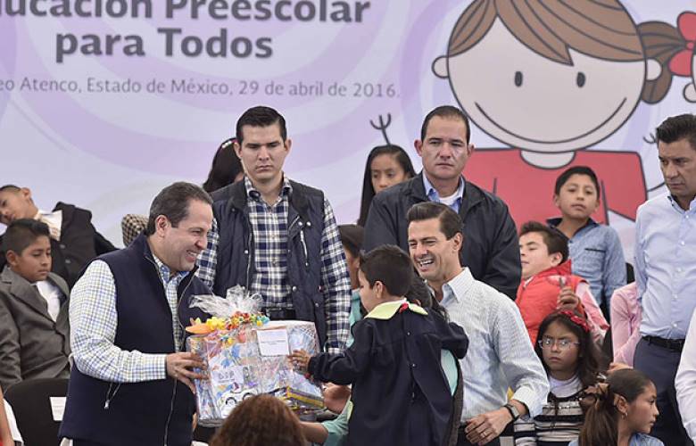 Anuncia eruviel ávila entrega de 3.3 millones de vales para útiles escolares