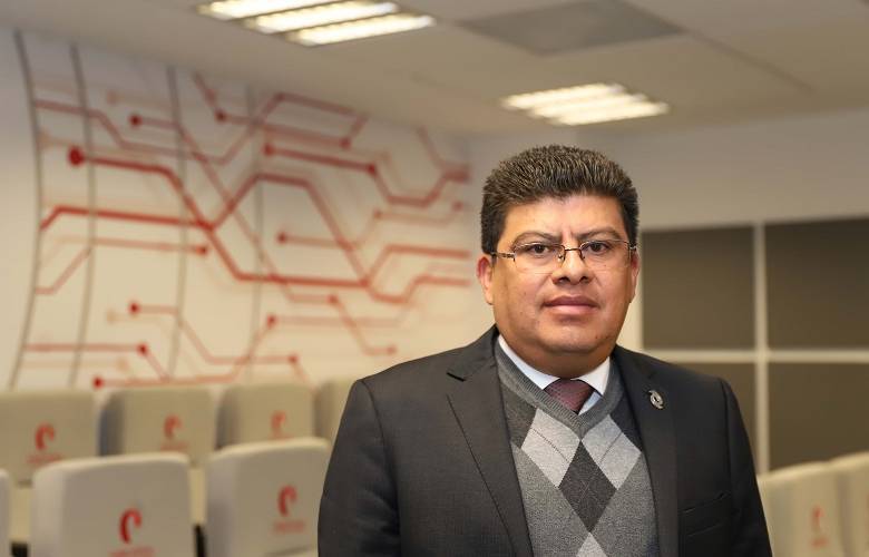 Capacitan por telepresencia a operadores del sistema penal