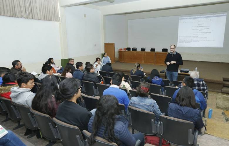 Especialista de Universidad Estatal de Pensilvania ofrece curso en UAEM