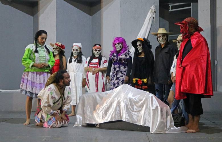 Organiza Secretaría de Cultura actividades alusivas al Día de Muertos y la Revolución mexicana