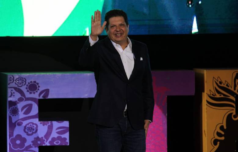 Presenta David López Cárdenas su 3er informe de Gobierno en Metepec