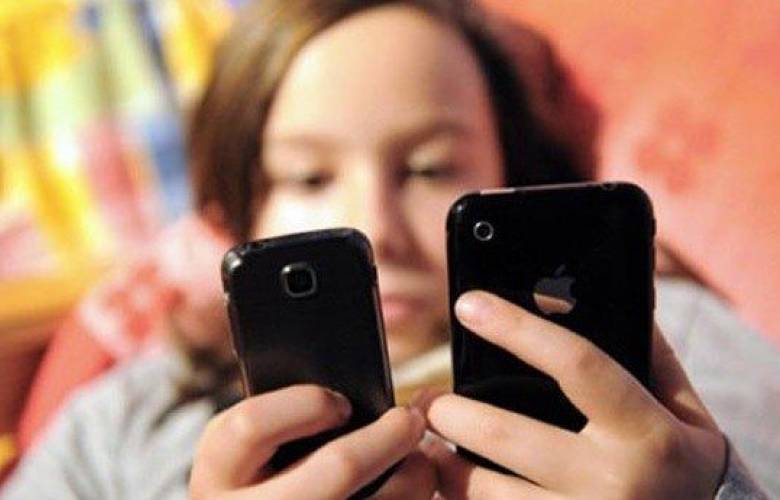 Adicción al celular, genera ansiedad: IMSS poniente