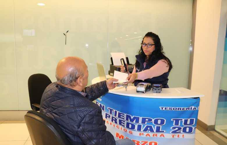 Instalan cajas móviles para el pago del predial en Huixquilucan