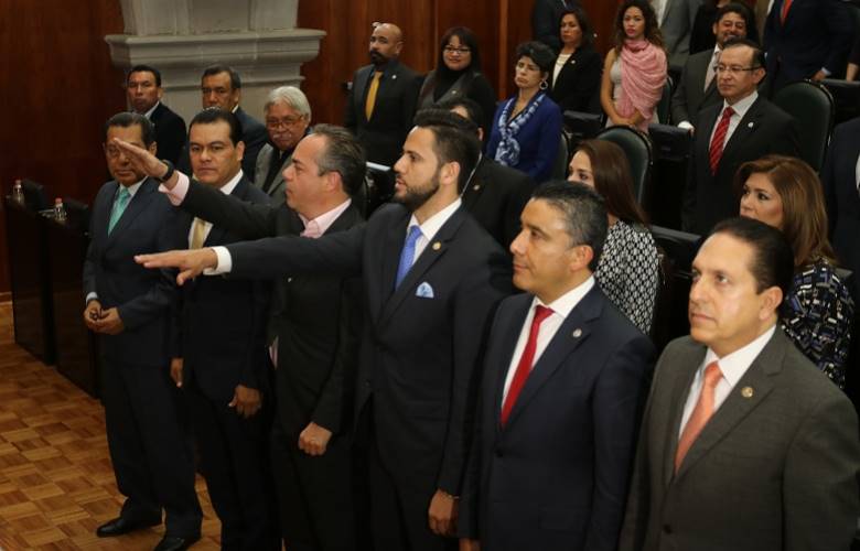 Anuar azar figueroa nuevo coordinador del gpPAN en el EDOMEX