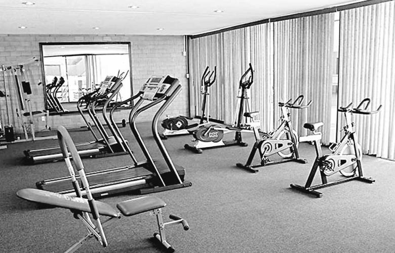 Diputados en Oaxaca inauguran Gimnasio Fifí