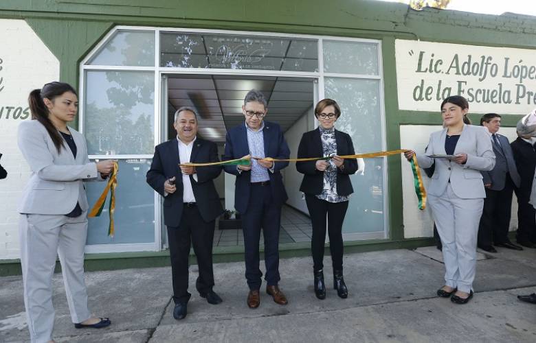 Alfredo Barrera entregó equipamiento en Prepa 1