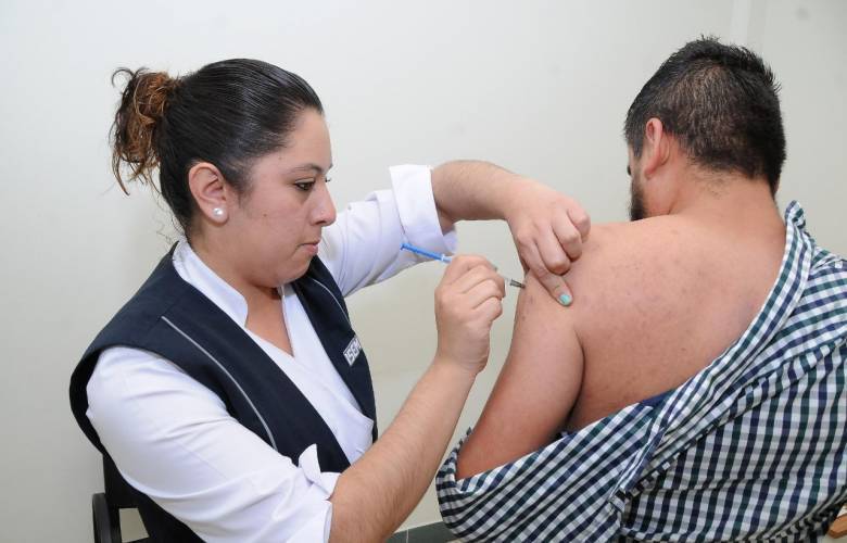 Aplican 600 mil dosis más de vacunas contra influenza