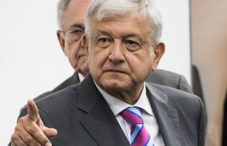 Refinerías y Tren Maya, a consulta nacional: López Obrador