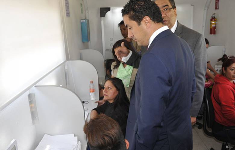 Facilita inea entrega de certificados de estudios