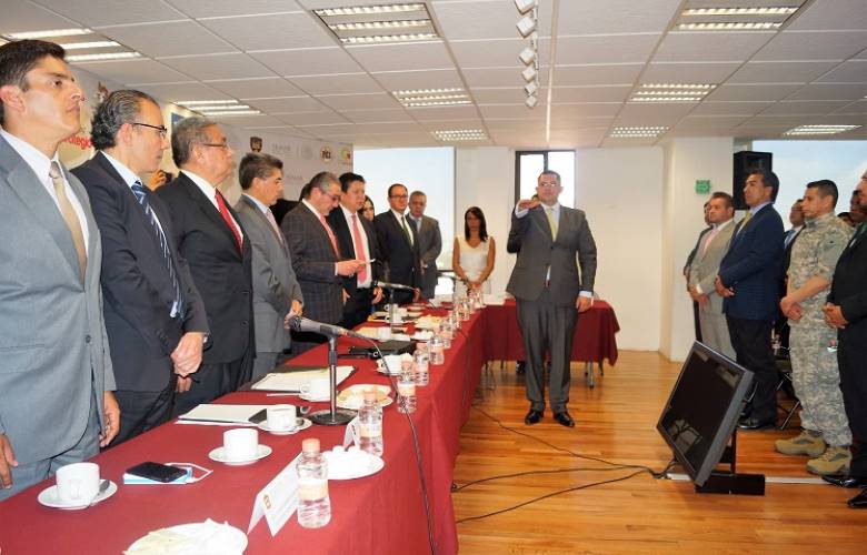 Continúa Toluca con programa de bacheo