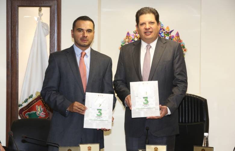 Presenta David López Cárdenas su 3er informe de Gobierno en sesión de Cabildo