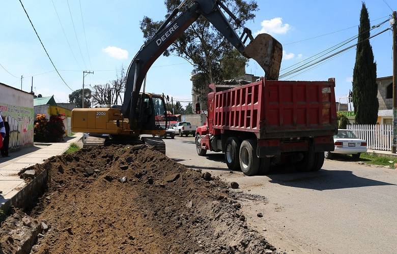 Inicia Toluca repavimentación de 28 mil metros cuadrados de las vialidades Guadalupe Victoria y Paseo Totoltepec
