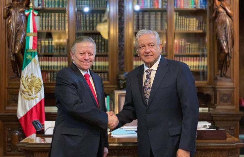 Se reúne López Obrador con Arturo Zaldívar