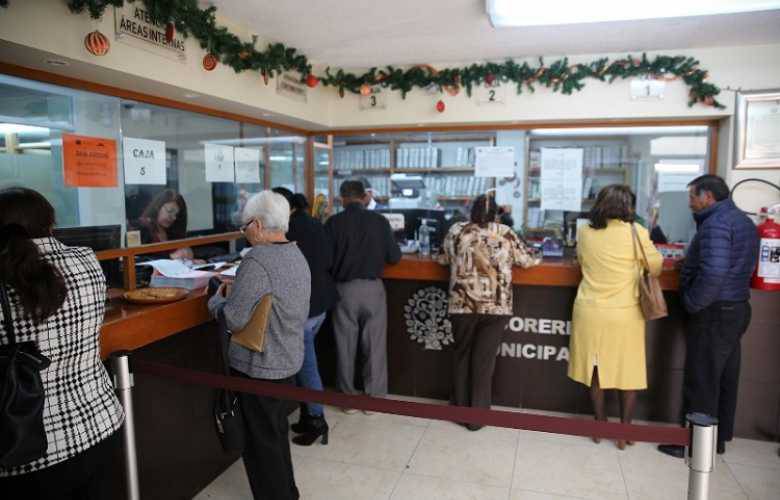 Aprovechan metepequenses bonificaciones en predial y agua