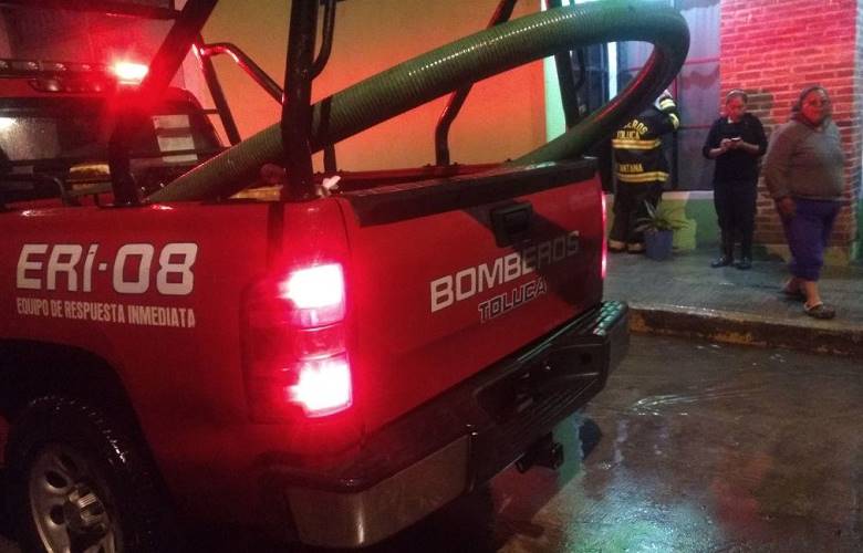 Afectaciones menores en Toluca por lluvias registradas en las últimas horas
