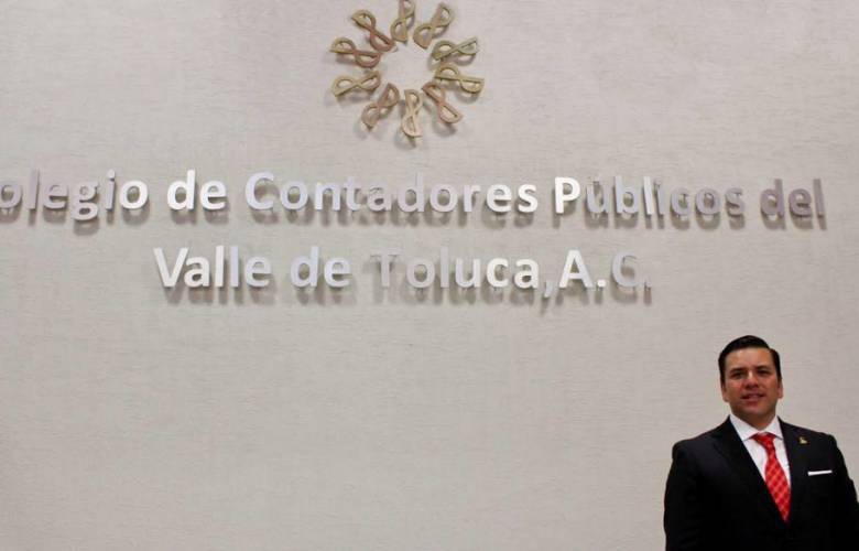 Asume Néstor Ortega González presidencia del Colegio de Contadores Públicos del Valle de Toluca