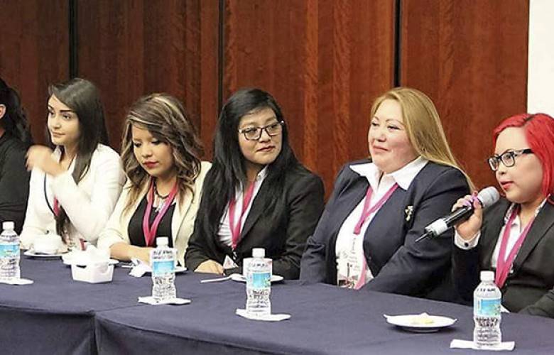  estudiantes de valle de chalco de UAEM  visitan senado de la república  