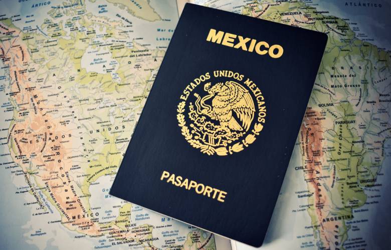 Premian con nuevo contrato a empresa que falló en pasaportes