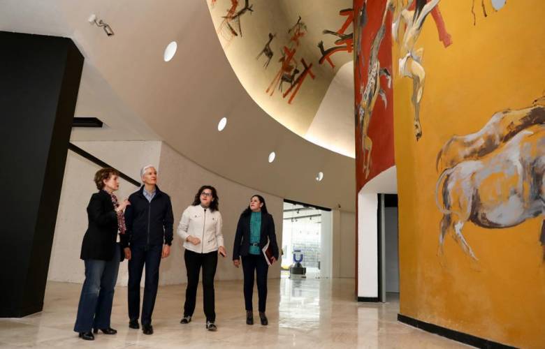 Invita Alfredo del Mazo a visitar museo del arte 