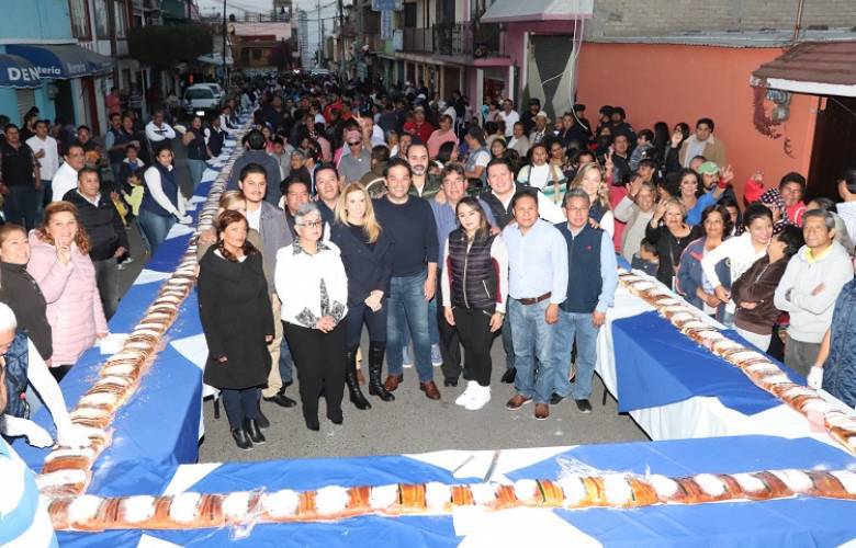 Por cuarto año consecutivo el gobierno de Huixquilucan entrega juguetes por el día de reyes