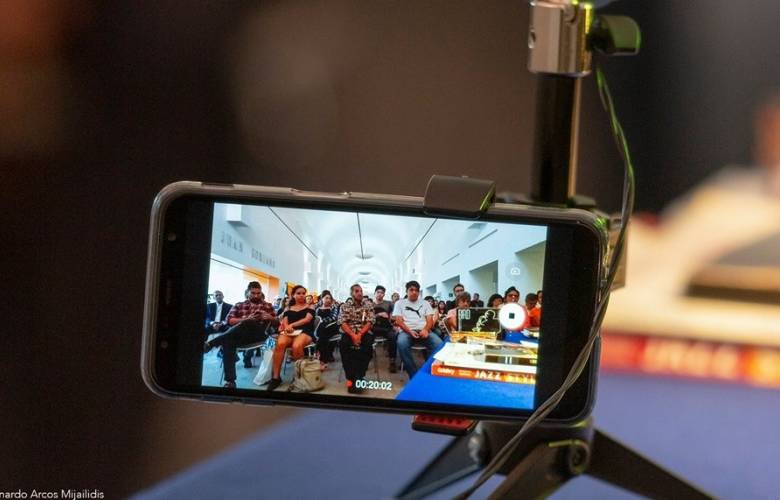 Lanzan curso de cine en línea  