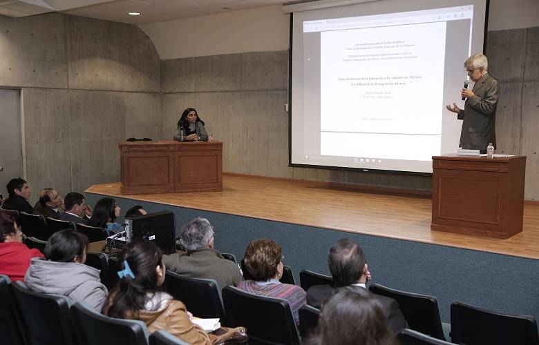 Realizó UAEM seminario de investigación sobre dinámica demográfica en México