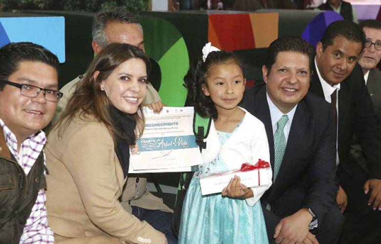 Obtiene Metepec galardón de concurso nacional de alfarería  