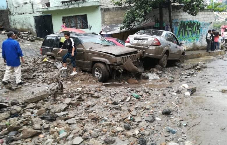 Apoya la caem con personal y maquinaria a los municipios afectados por la lluvia 