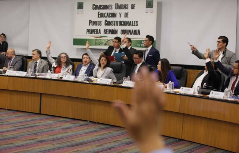 Diputados aprueban el dictamen de Reforma Educativa