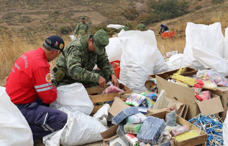 Realizan Protección Civil de Toluca y SEDENA destrucción controlada de pirotecnia